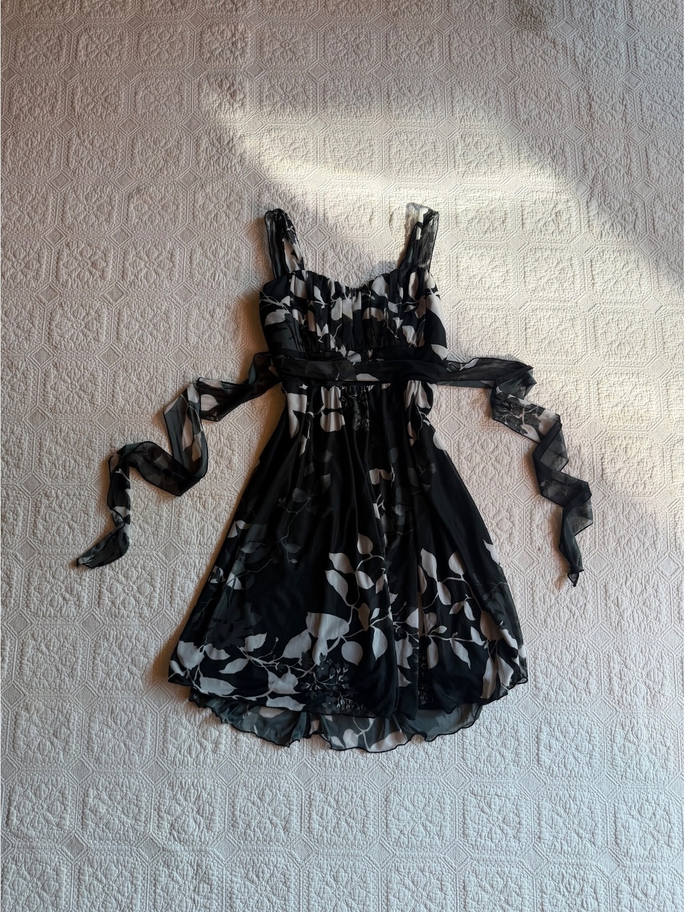 Vintage Maurices Black and White Floral Print Sleeveless Dress with Waist Tie